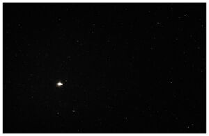 Pôster Planeta Terra (esquerda) e a Lua (direita) Fotografadas pela Sonda Messenger a 183 Milhões de Quilômetros (2010) - NASA